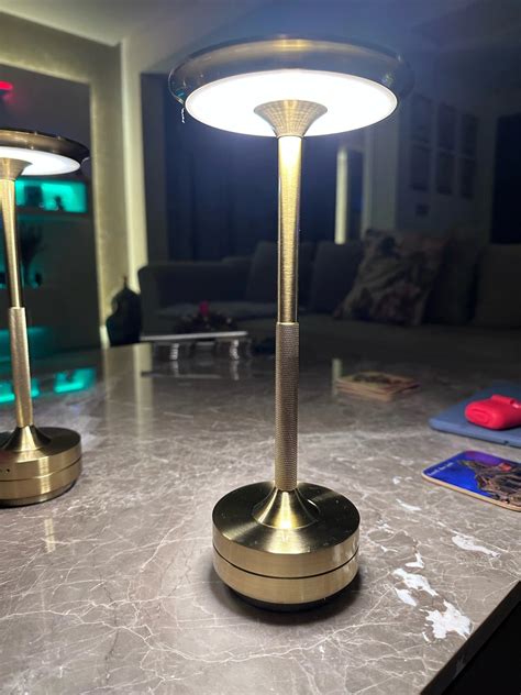plutonus lampe.